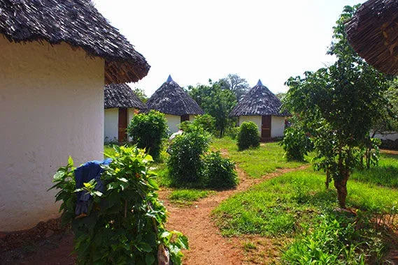 Junge Mütter und Kinder im Africachild Village