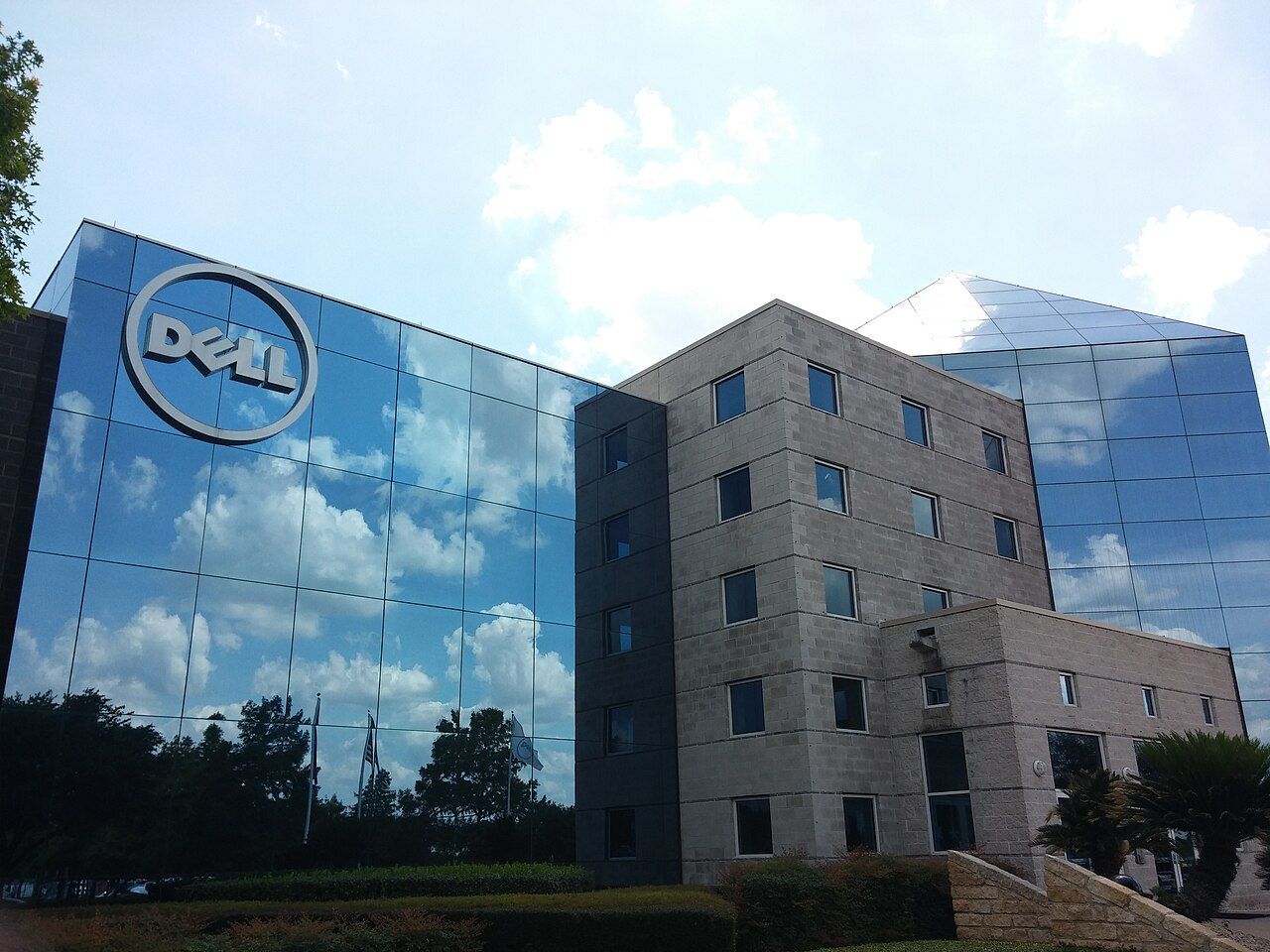 dell_building.jpg